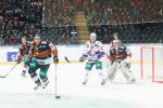 SIHC: Lions' derby en finale